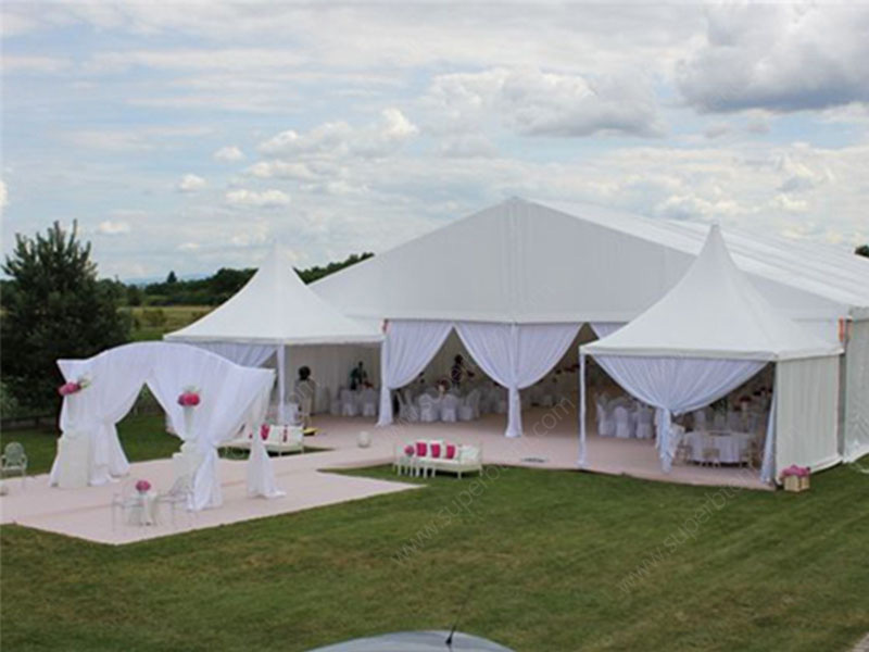 Outdoor wedding tents